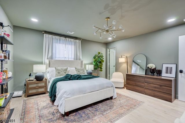 162 Brower Ave, Edison Twp., NJ 08837