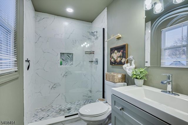 162 Brower Ave, Edison Twp., NJ 08837