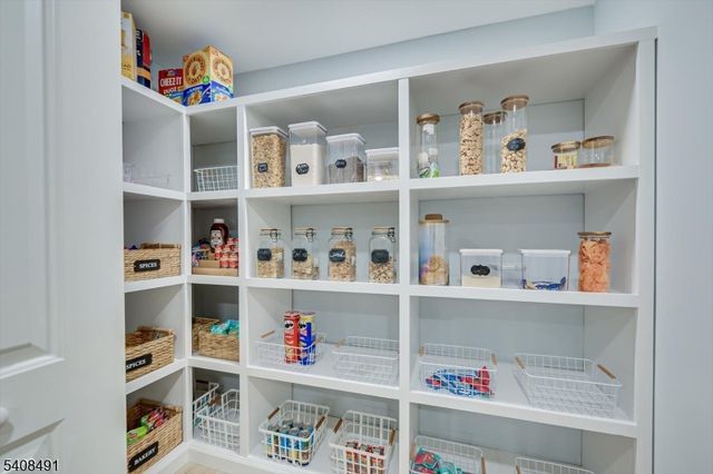 162 Brower Ave, Edison Twp., NJ 08837