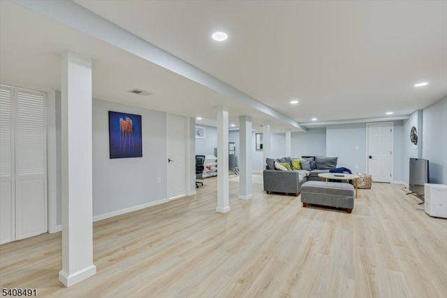 162 Brower Ave, Edison Twp., NJ 08837