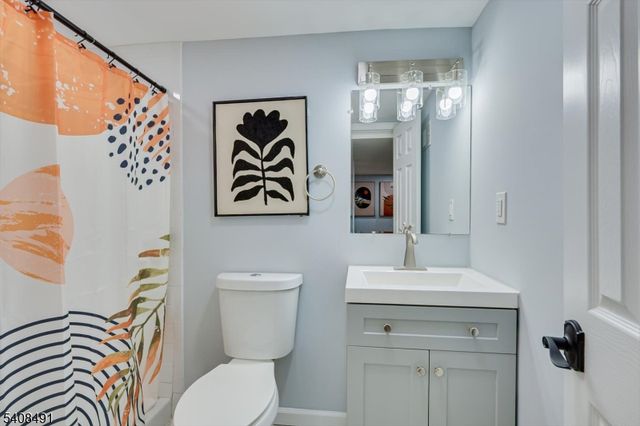 162 Brower Ave, Edison Twp., NJ 08837