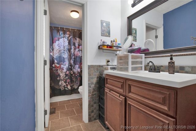 6874 Pin Oak Lane, Fayetteville, NC 28314