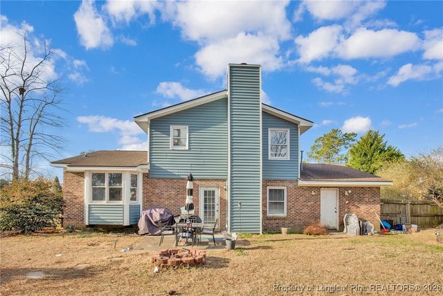 6874 Pin Oak Lane, Fayetteville, NC 28314