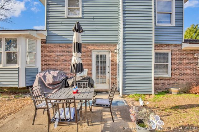 6874 Pin Oak Lane, Fayetteville, NC 28314