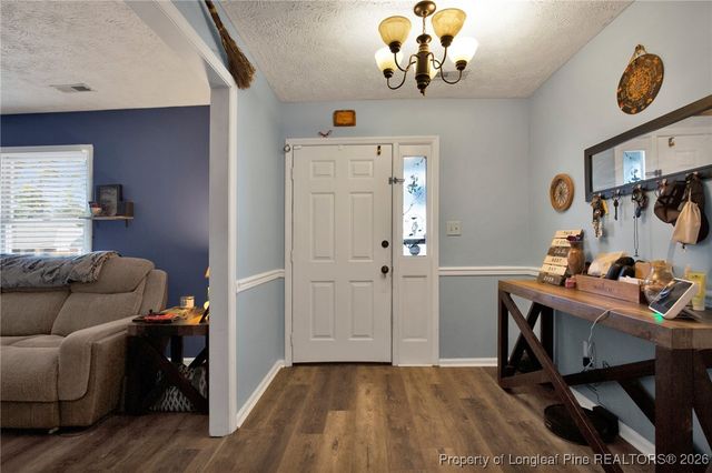 6874 Pin Oak Lane, Fayetteville, NC 28314