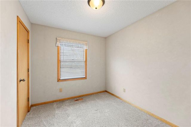 227 109th Street, Kansas City, MO 64155