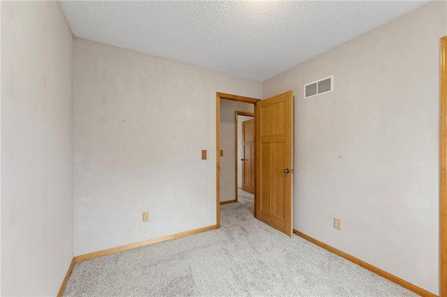 227 109th Street, Kansas City, MO 64155