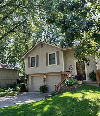 227 109th Street, Kansas City, MO 64155