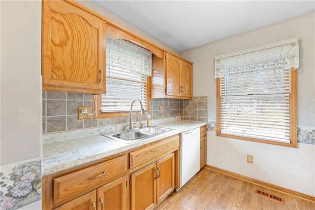 227 109th Street, Kansas City, MO 64155