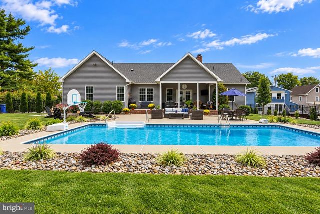 26 ELM ST, Woodstown, NJ 08098