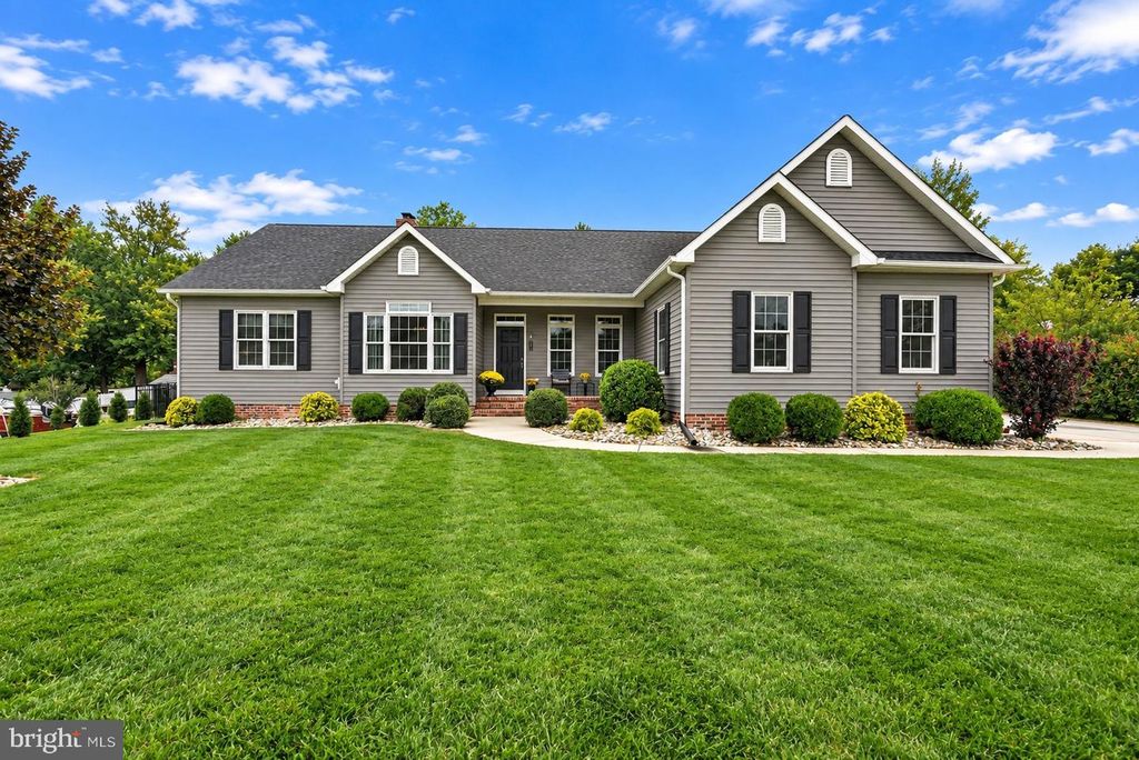 26 ELM ST, WOODSTOWN, NJ 08098 — exterior