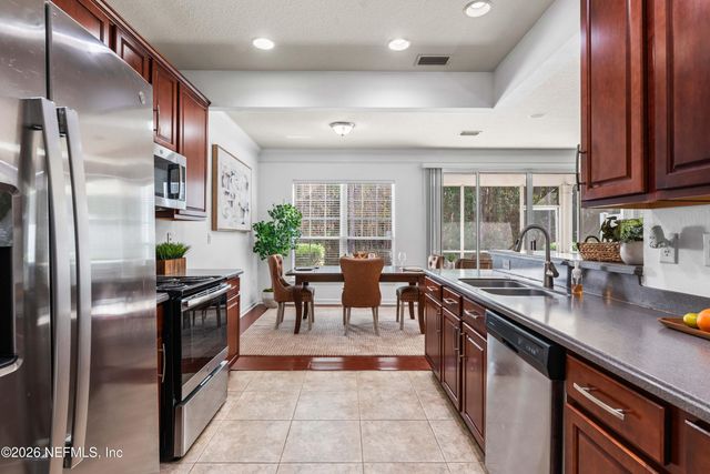 3897 LIONHEART Drive, Jacksonville, FL 32216