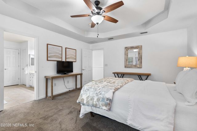 3897 LIONHEART Drive, Jacksonville, FL 32216