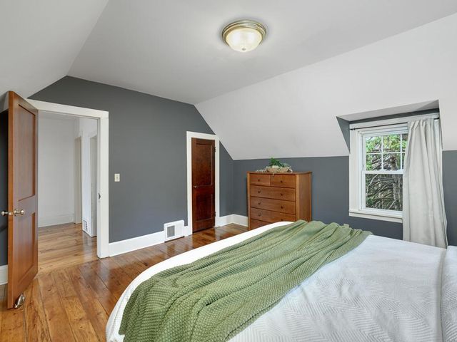 1510 2nd Street NE, Minneapolis, MN 55413