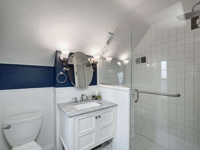 1510 2nd Street NE, Minneapolis, MN 55413