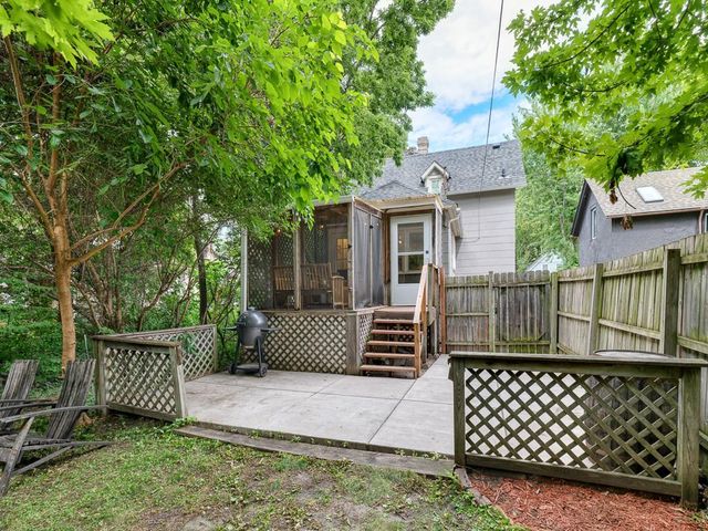 1510 2nd Street NE, Minneapolis, MN 55413