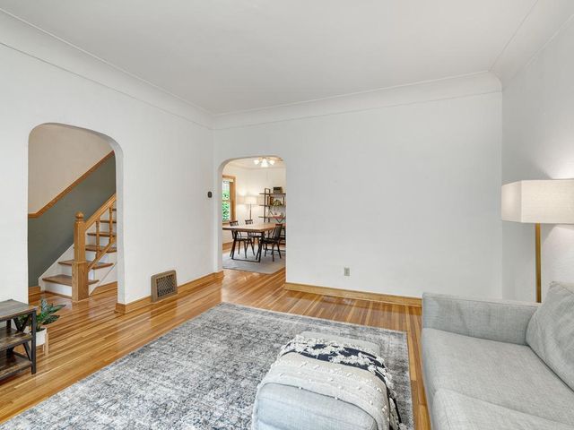 1510 2nd Street NE, Minneapolis, MN 55413