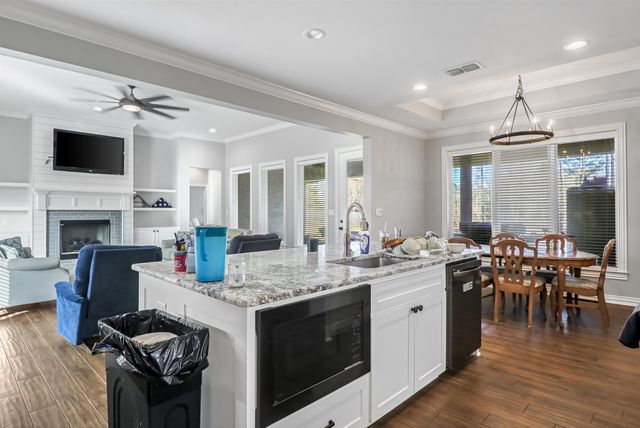 7117 CR 296 E, Kilgore, TX 75662