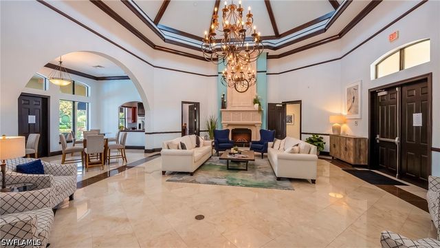 12940 Positano CIR 304, Naples, FL 34105