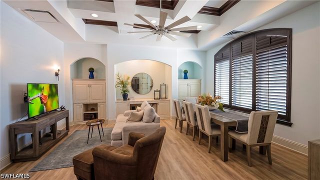 12940 Positano CIR 304, Naples, FL 34105