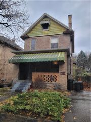 825 14th St, Ambridge, PA 15003