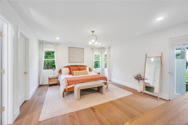 9 Pine Tree Road, Southampton, NY 11968