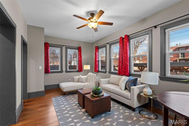 2630 Tennessee Avenue, St Louis, MO 63118