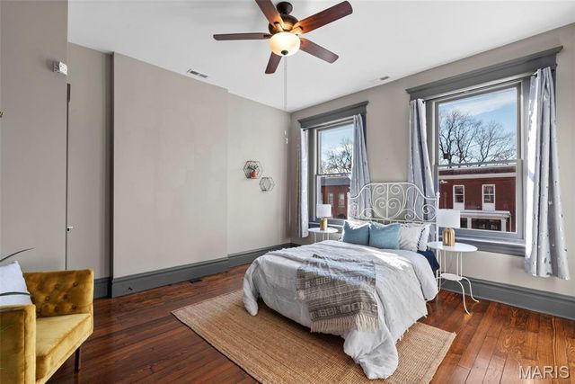 2630 Tennessee Avenue, St Louis, MO 63118