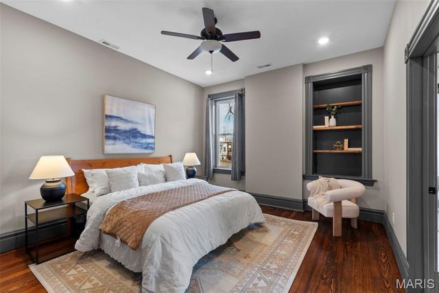 2630 Tennessee Avenue, St Louis, MO 63118