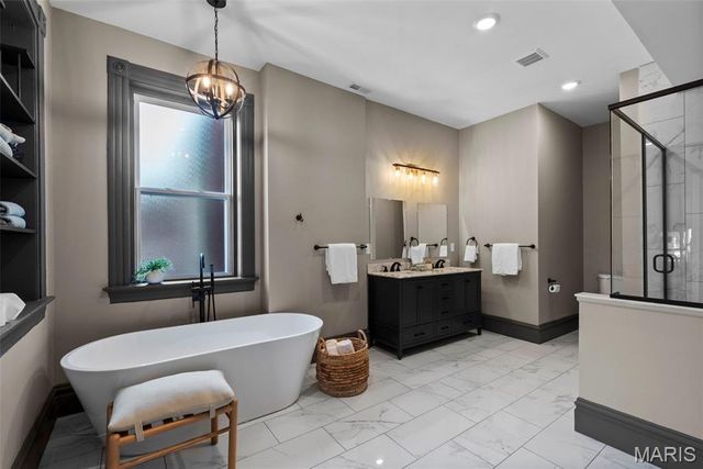 2630 Tennessee Avenue, St Louis, MO 63118