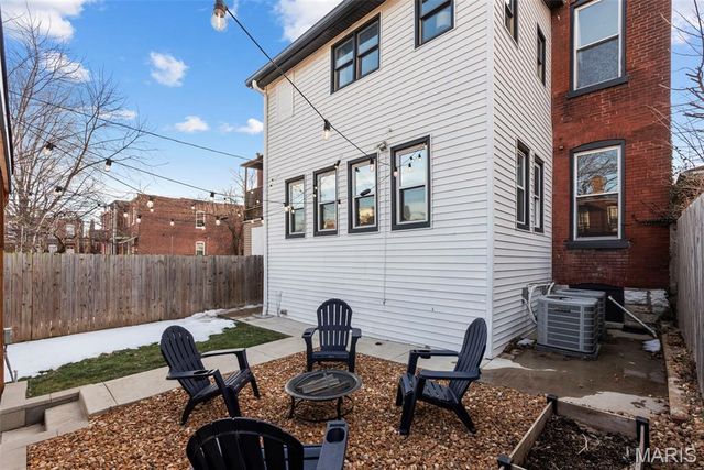 2630 Tennessee Avenue, St Louis, MO 63118