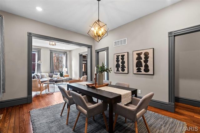 2630 Tennessee Avenue, St Louis, MO 63118