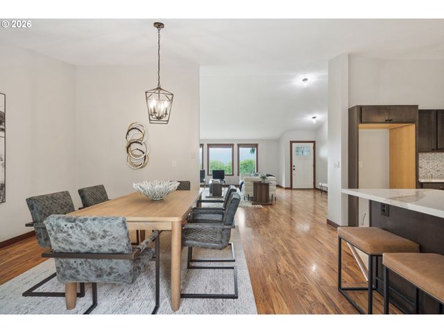 650 MARVIN Rd, Tillamook, OR 97141