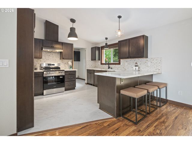 650 MARVIN Rd, Tillamook, OR 97141