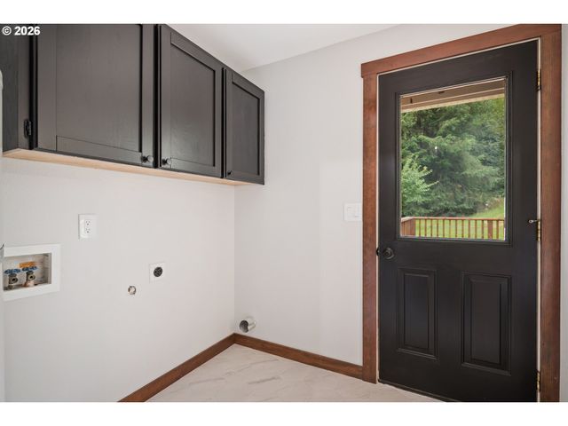 650 MARVIN Rd, Tillamook, OR 97141