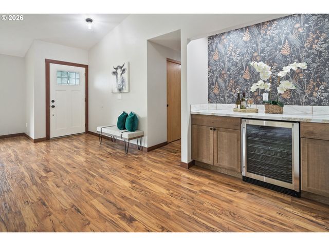 650 MARVIN Rd, Tillamook, OR 97141