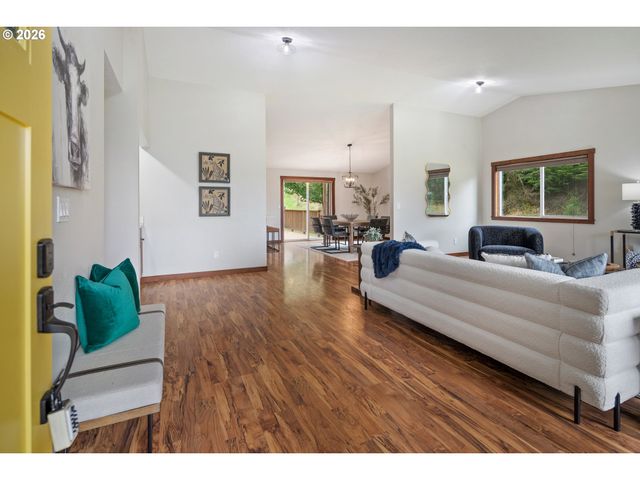 650 MARVIN Rd, Tillamook, OR 97141