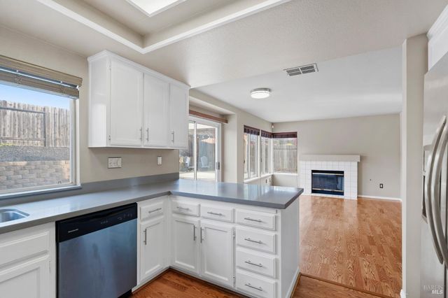 1740 Gateway Dr, Vallejo, CA 94589