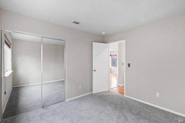 1740 Gateway Dr, Vallejo, CA 94589