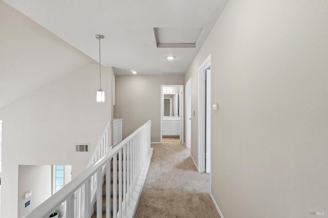 1740 Gateway Dr, Vallejo, CA 94589