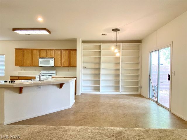48 Vallejo Verde Street, Henderson, NV 89012