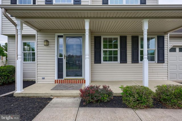 18 ROSEMONT DR, Denver, PA 17517