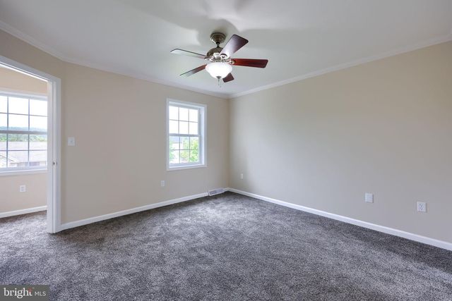 18 ROSEMONT DR, Denver, PA 17517