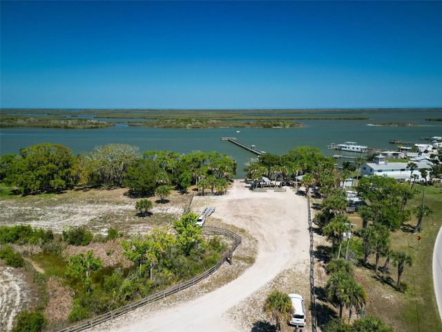 387 MARSH LANDING LOOP, Oak Hill, FL 32759