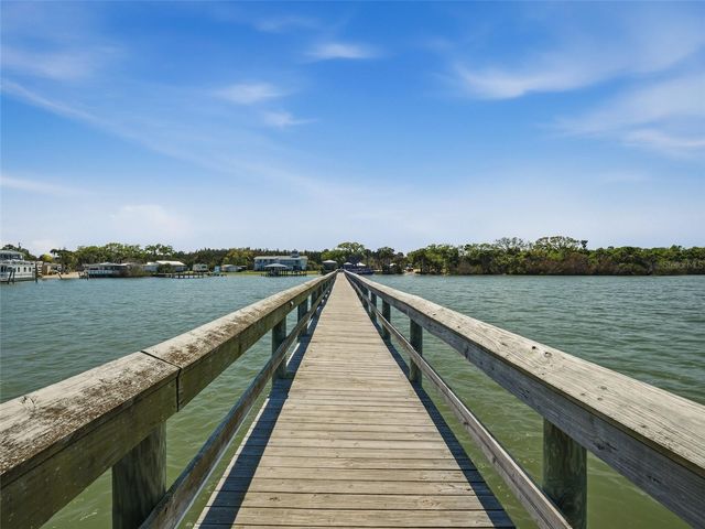 387 MARSH LANDING LOOP, Oak Hill, FL 32759