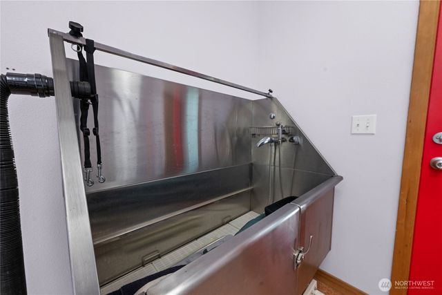 64 Mill Ranch Rd, Naselle, WA 98638