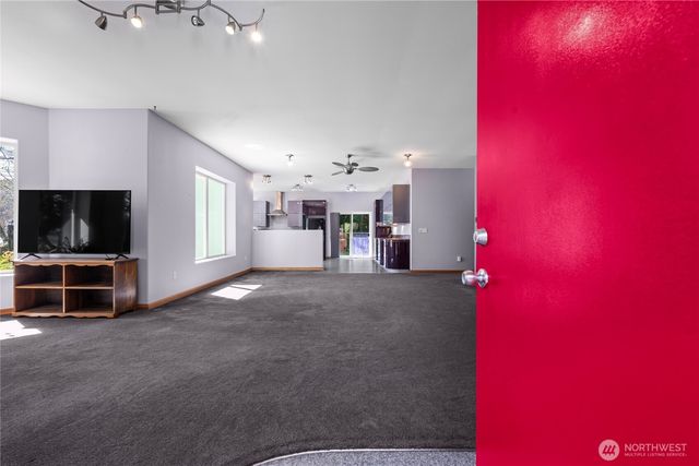 64 Mill Ranch Rd, Naselle, WA 98638