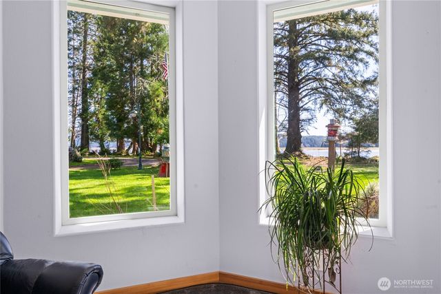 64 Mill Ranch Rd, Naselle, WA 98638