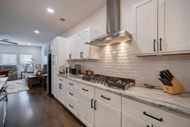 3908 Charleston Market Street, Suwanee, GA 30024