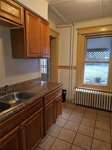 228 East Ettwein Street, Bethlehem City, PA 18018